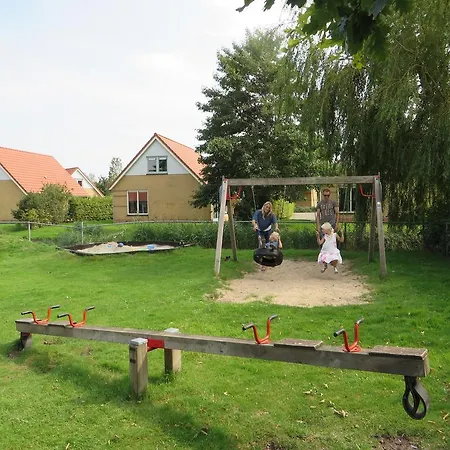 홀리데이파크 Ijsselhof Type Medemblik 6 *