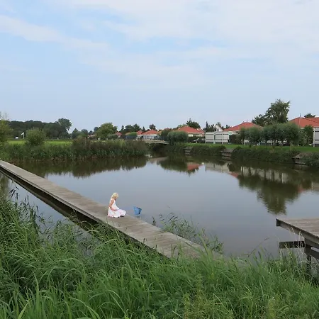 Ijsselhof Type Medemblik 6 홀리데이파크 *